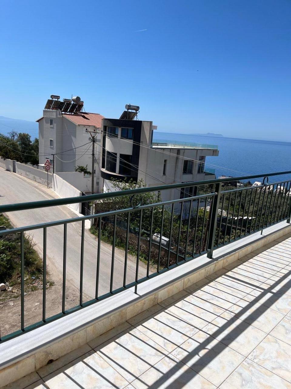 Harmony Apartments Dhërmi Екстериор снимка